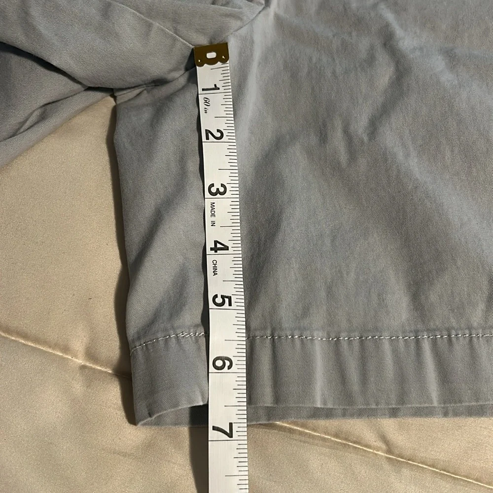 Tommy Hilfiger Shorts Women's Size 4 Gray Chinos - Picture 8 of 8